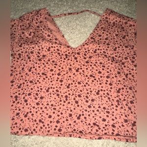 Women’s floral crop top large